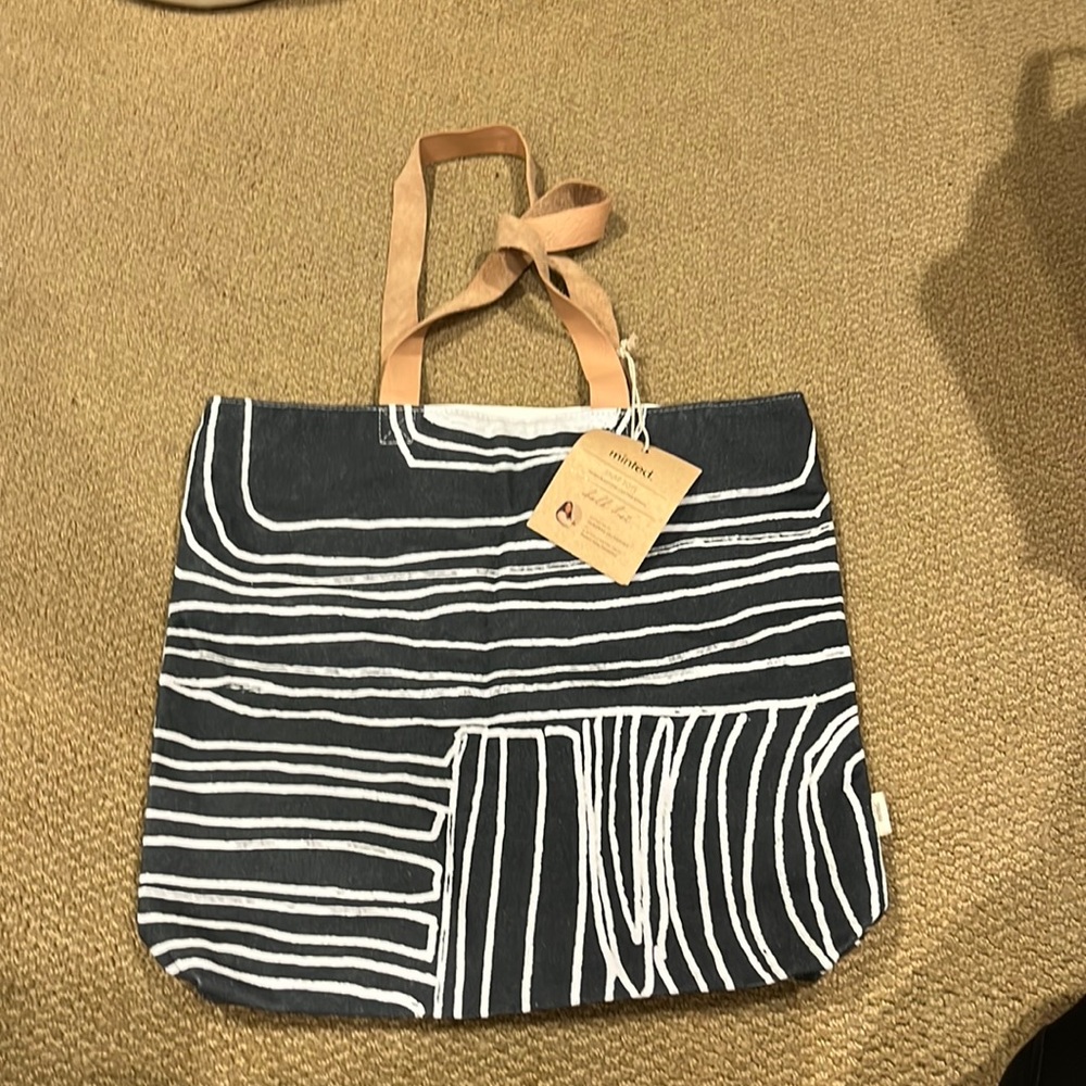 Minted Snap Tote